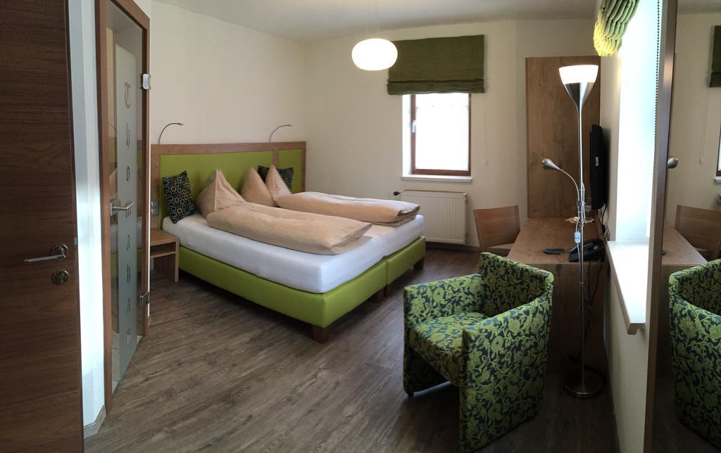 Gaestehaus Thomahan Friesach  Quarto foto